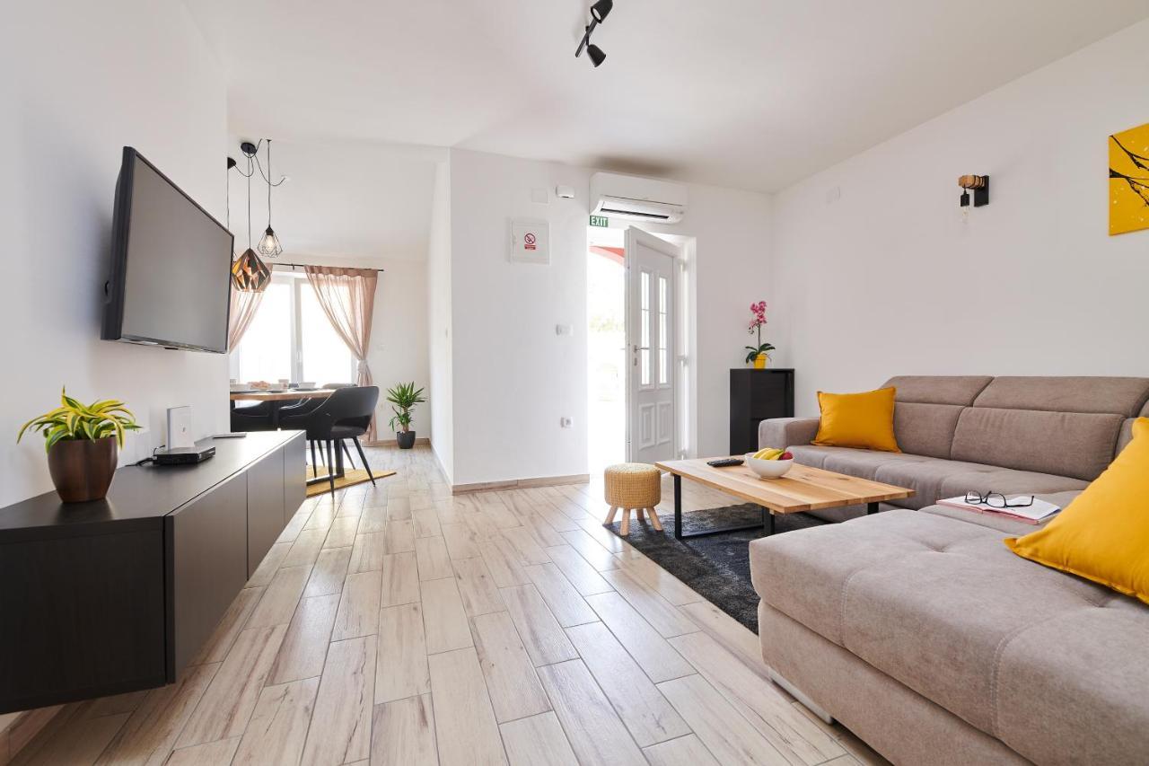 Villa Maris Brtonigla Extérieur photo