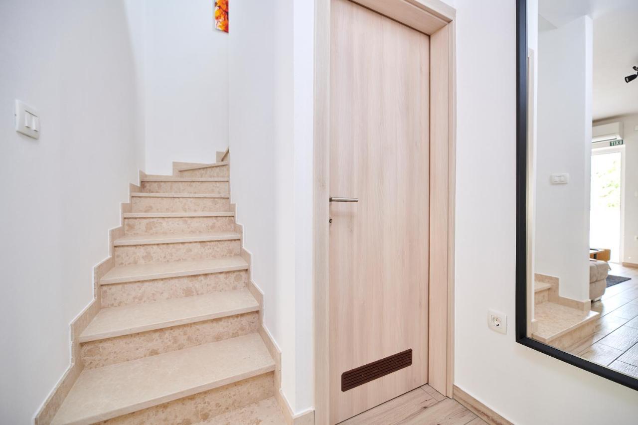 Villa Maris Brtonigla Extérieur photo